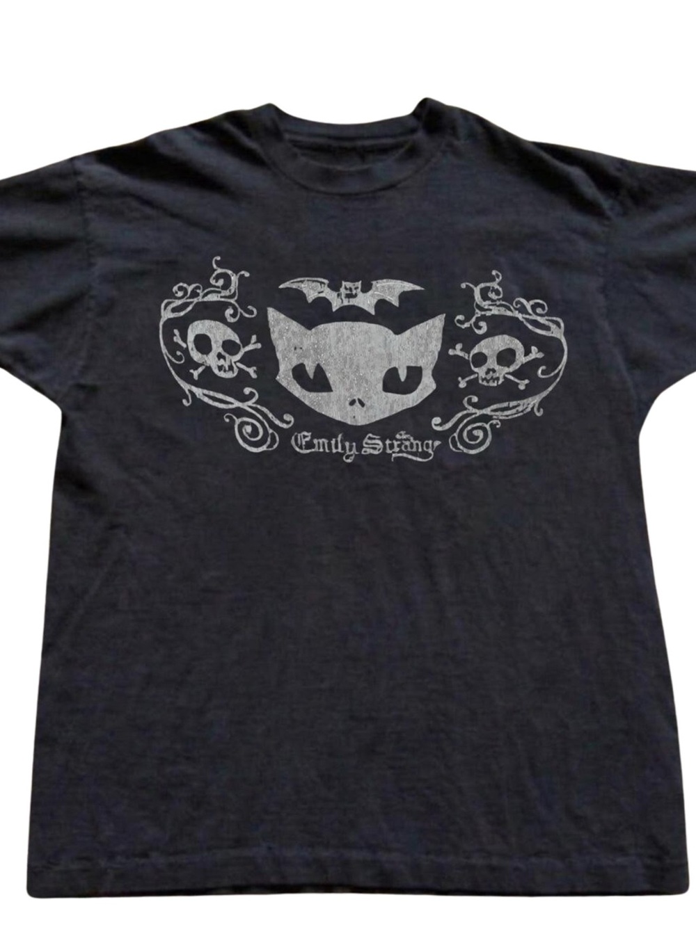 Gildan Black Graphic Short Sleeve Tee with Gray Cat & Skull Design